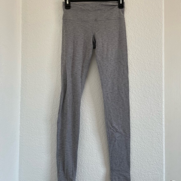 Lululemon Wunder Under legging - Picture 1 of 4